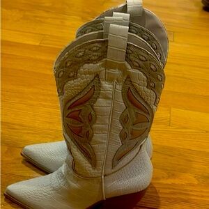 Steve Madden Wynter cowboy boot